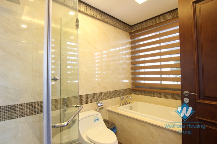 Nice apartment for rent in Xuan Dieu st, Tay Ho district, Ha Noi City