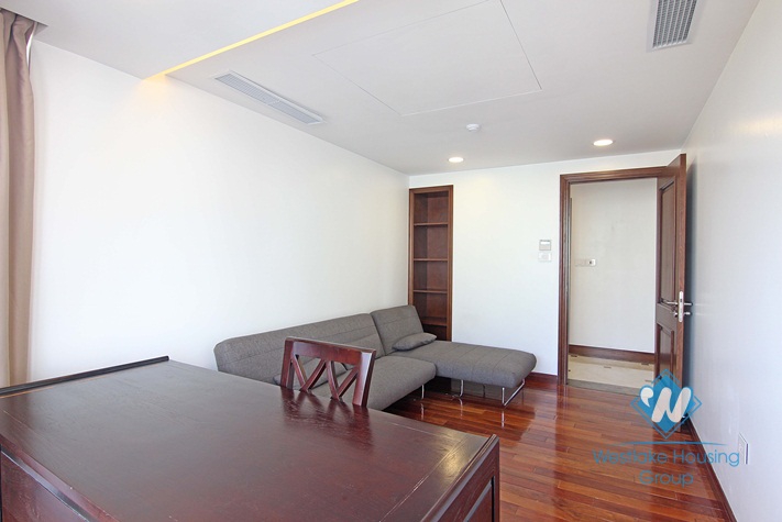 Nice apartment for rent in Xuan Dieu st, Tay Ho district, Ha Noi City