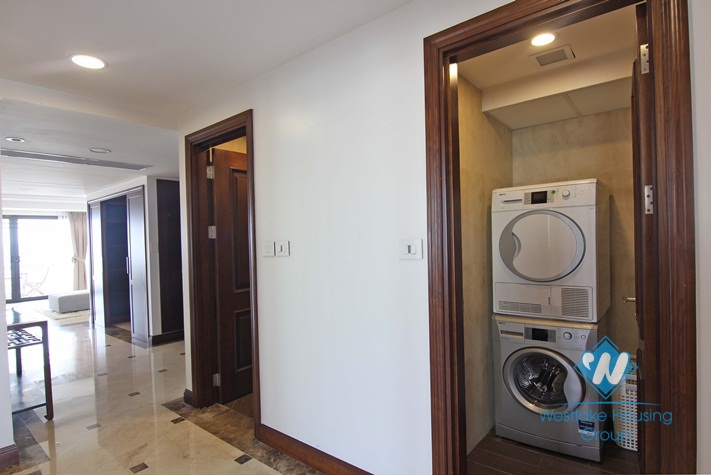 Nice apartment for rent in Xuan Dieu st, Tay Ho district, Ha Noi City