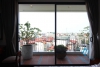 High floor lake front apartment for rent in Tay Ho