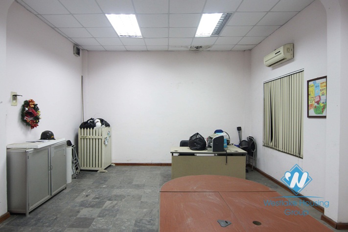 Big office house for rent in Tay Ho, Hanoi