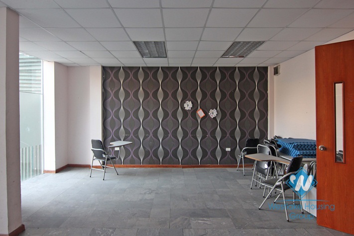 Big office house for rent in Tay Ho, Hanoi