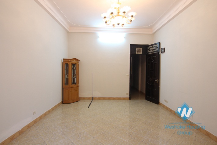 Good quality unfurnished house for rent in Tay Ho, Hanoi