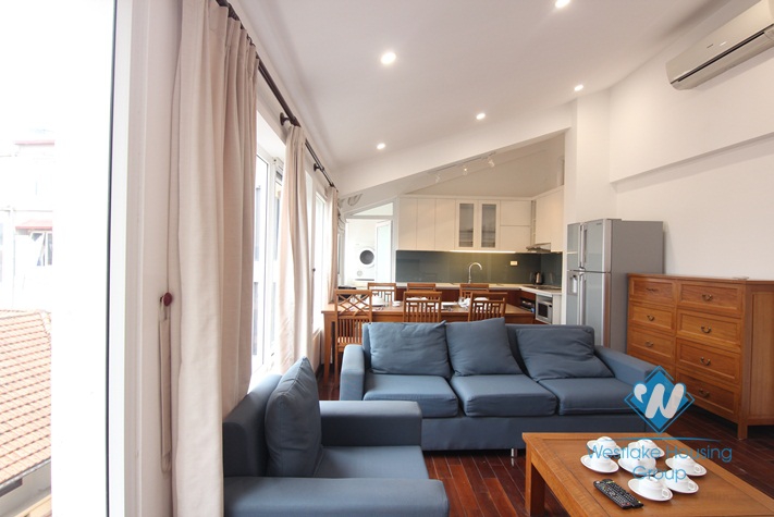 Tay Ho lovely penthouse for rent with lots of windows and natural light