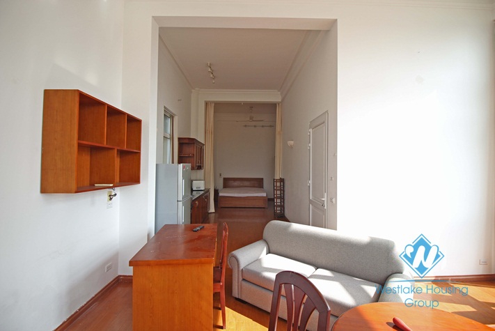 Bright and nice 01 bedroom apartment for rent in Tay Ho area, Hanoi. 