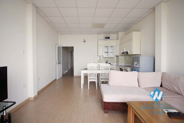 Lake view apartment for rent in Tay Ho, Ha Noi