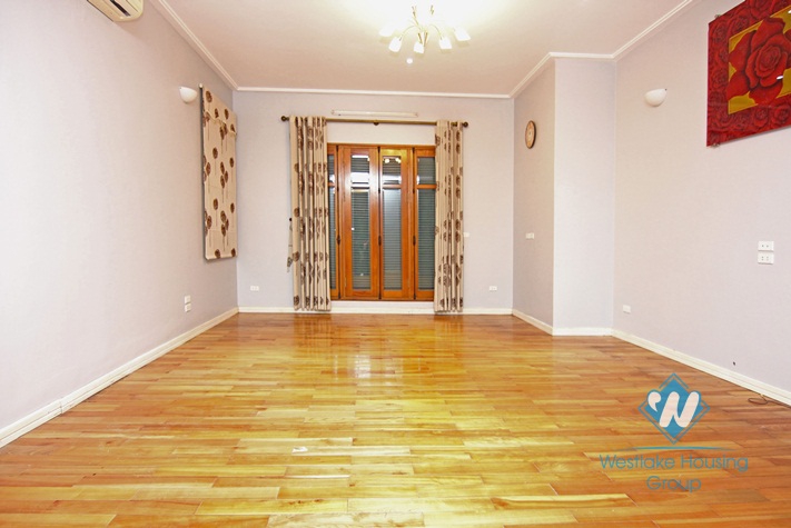 Modern, nice and quiet villa for rent in Tay Ho area