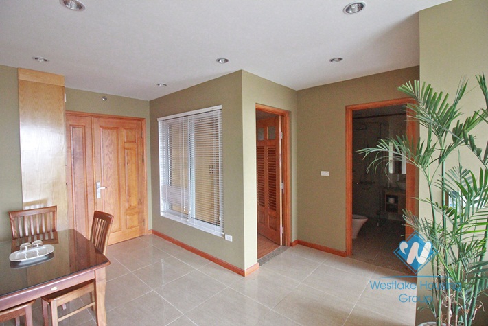 Good priced apartment for rent on Lac Long Quan, Tay Ho, Hanoi