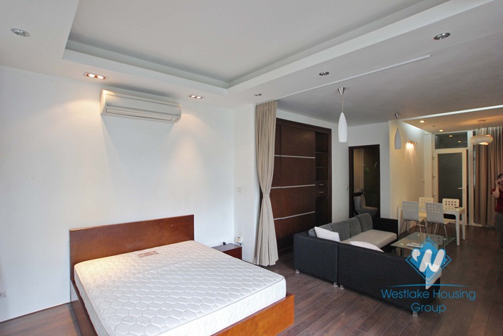 Modern studio for rent in Dang Thai Mai st, Tay Ho, Ha Noi