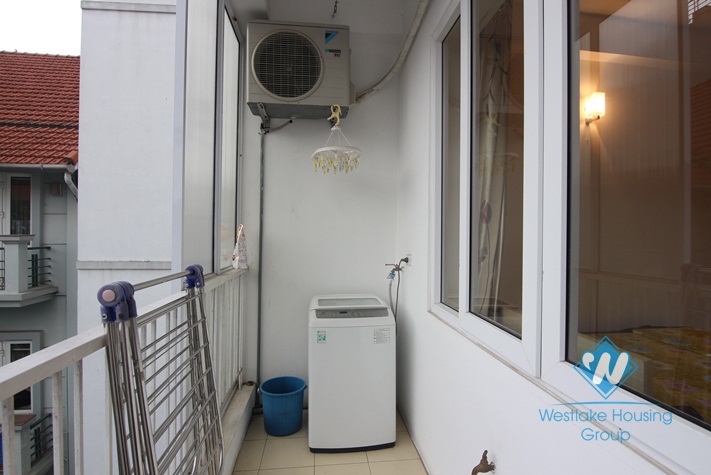 4th floor apartment with balcony for rent on Xuan Dieu, Tay Ho