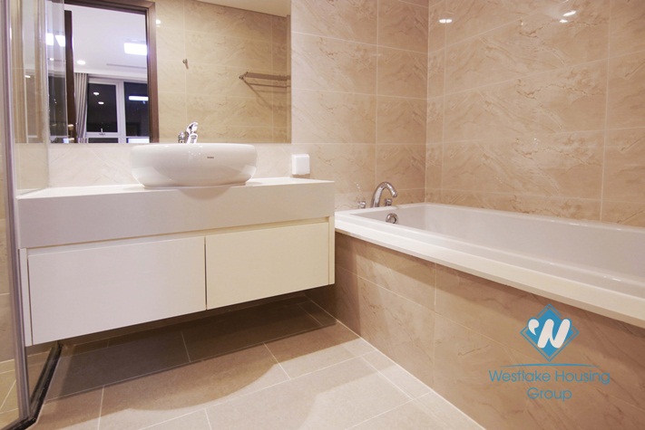 Modern 2 bedrooms apartment for rent in Vinhome Gardenia, Nam Tu Liem district, Ha Noi