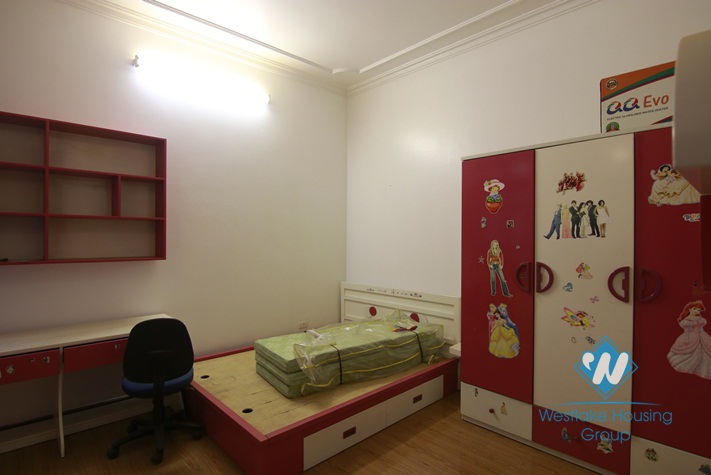 Good house for rent on Thuy Khue street, Tay Ho