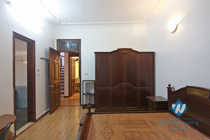 Good house for rent on Thuy Khue street, Tay Ho