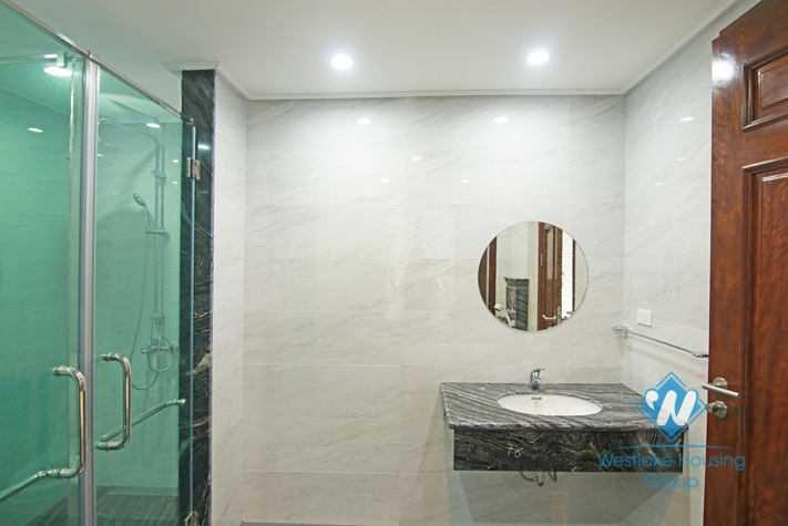 Elegant apartment for rent in Truc Bach, Ba Dinh