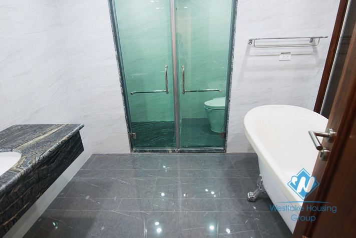 Deluxe apartment for rent in Truc Bach, Ba Dinh