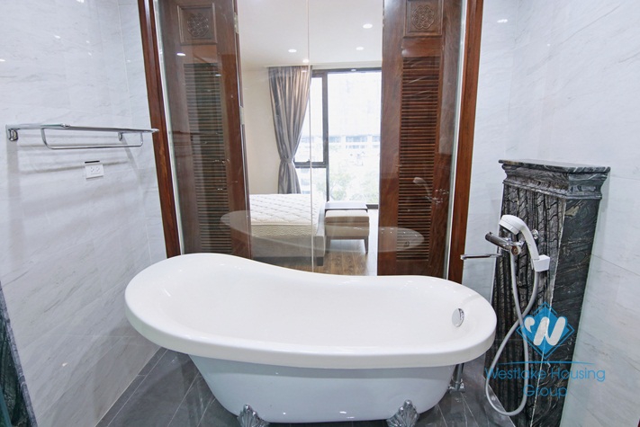 Deluxe apartment for rent in Truc Bach, Ba Dinh