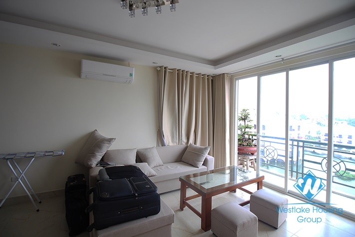 Lake overlooking views apartment for rent in Tay Ho, Hanoi