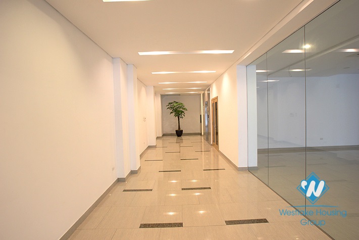 Nice office for rent in Tay Ho area, Ha Noi