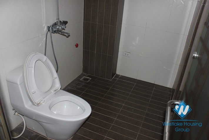 Lake view house for rent in Dang Thai Mai st, Tay ho, Ha Noi