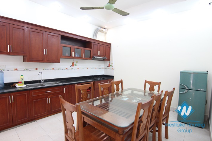 Nice and cozy house for rent in Au Co, Ha Noi