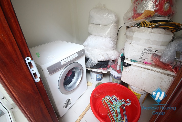 Stunning new and modern house with 4 bedrooms for rent in Tay Ho, Hanoi