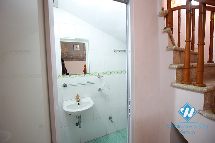 Spacious 4 bedroom house for rent on Dang Thai Mai street, Tay Ho