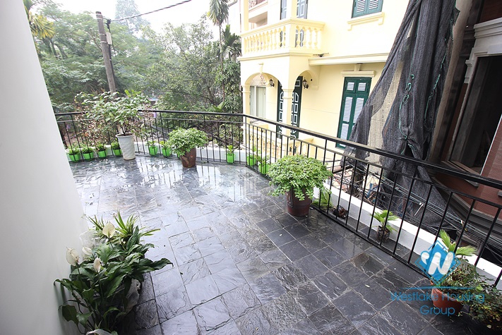 Beautiful apartment with 4 bedrooms for rent in Dang Thai Mai street, Tay Ho, Hanoi