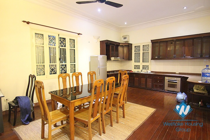 Commodious house with 3 bedrooms for rent in Nghi Tam, Ha Noi