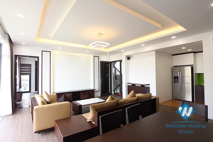 New and nice apartment for rent in Quang An ward, Tay Ho district 