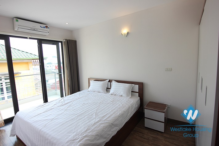Brand new and modern 02 bedrooms apartment for rent in Tay Ho area 