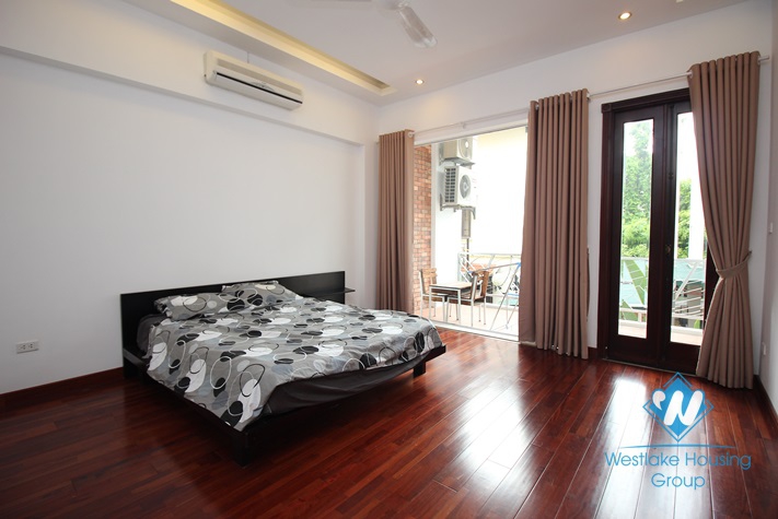High quality apartment for rent off Dang Thai Mai, Tay Ho