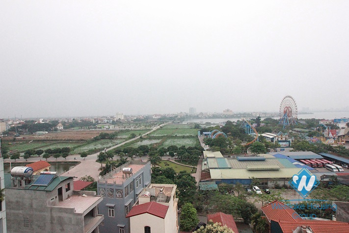 Large 02 bedrooms apartment for rent in Lac Long Quan, Tay Ho, Hanoi