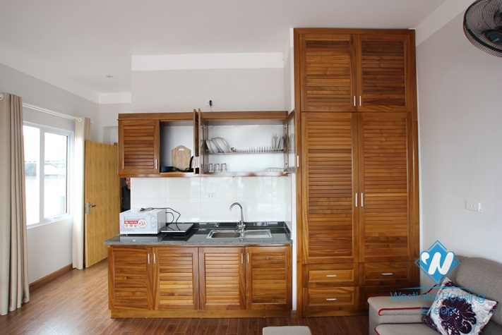 High floor studio to rent rent on To Ngoc Van street, Tay Ho, Hanoi