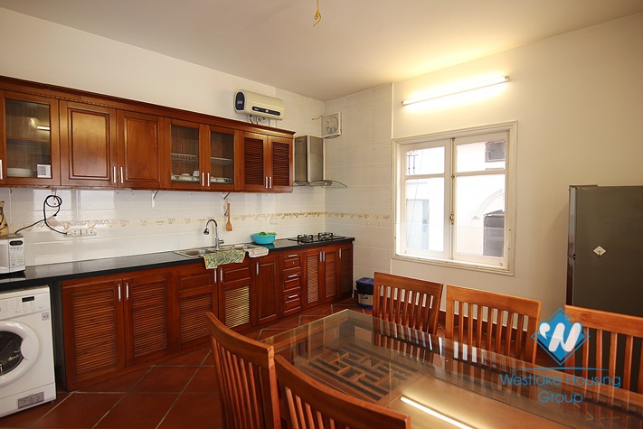 Spacious and modest apartment for rent in Tu Hoa alley, Ha Noi