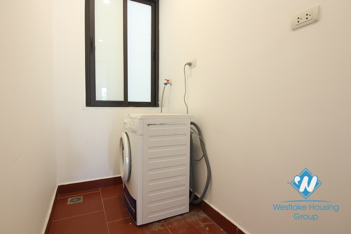 Brand new and Nice 03 bedrooms apartment for rent in Dang Thai Mai st, Tay Ho district 