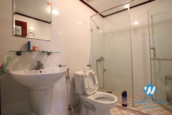 Cheap 1  bedroom apartment for lease on Au Co street, Tay Ho, Hanoi