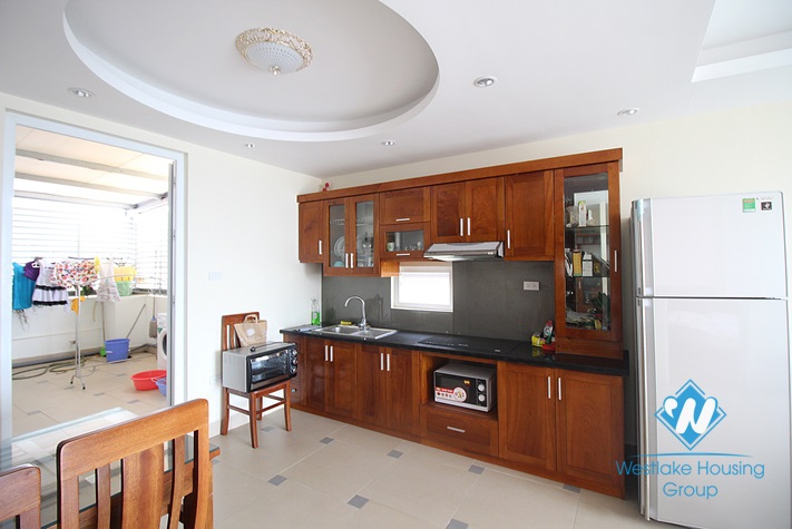 Lake overlooking views apartment for rent in Tay Ho, Hanoi