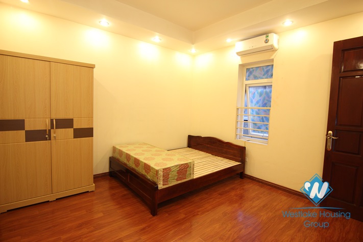 Nice and cozy house for rent in Au Co, Ha Noi