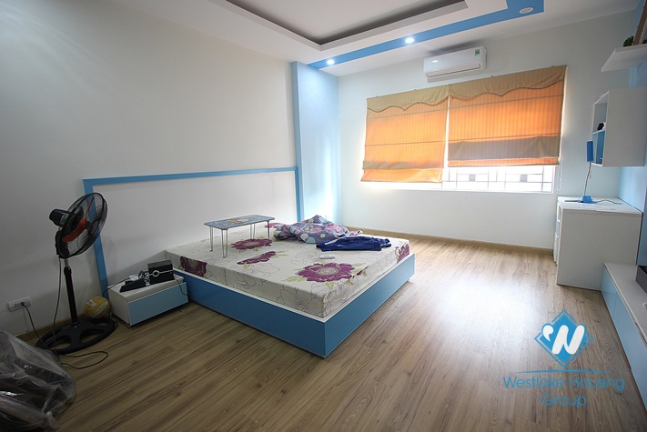 Stunning new and modern house with 4 bedrooms for rent in Tay Ho, Hanoi