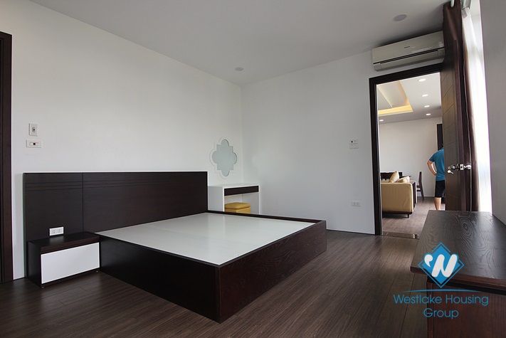New and nice apartment for rent in Quang An ward, Tay Ho district 