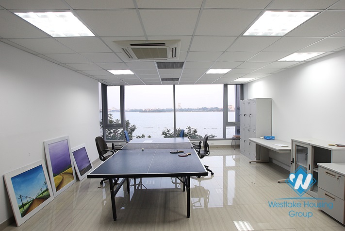 Nice office for rent in Tay Ho area, Ha Noi