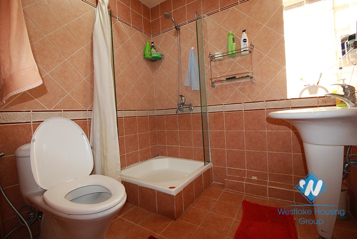 Fully furnished apartment for rent in Tay Ho street, Tay Ho, Hanoi