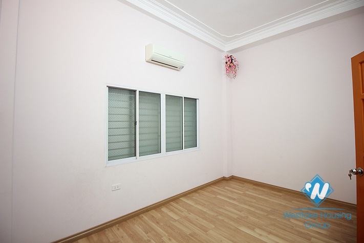 Spacious 4 bedroom house for rent on Dang Thai Mai street, Tay Ho