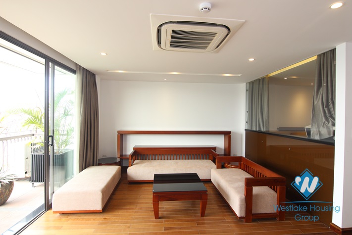 Nice and new apartment in Xuan Dieu st for rent, Tay Ho district 