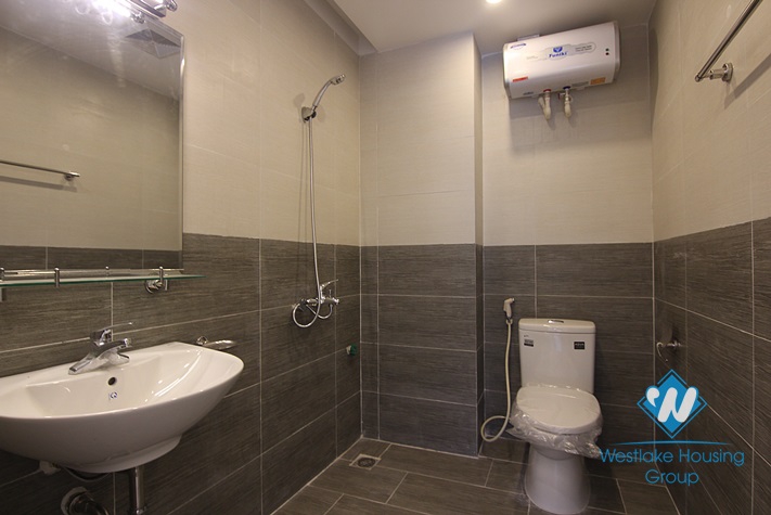 Nice house with 2 bedrooms for rent in Au Co st, Tay Ho district 