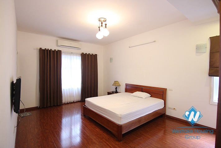 Spacious and modest apartment for rent in Tu Hoa alley, Ha Noi