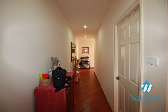 Fully furnished apartment for rent in Tay Ho street, Tay Ho, Hanoi