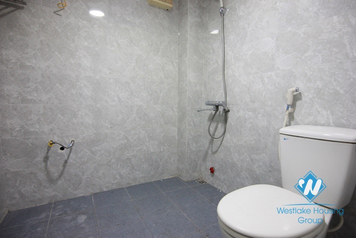 03 bedrooms house-bright and quiet for rent in Au co st, Tay ho district 