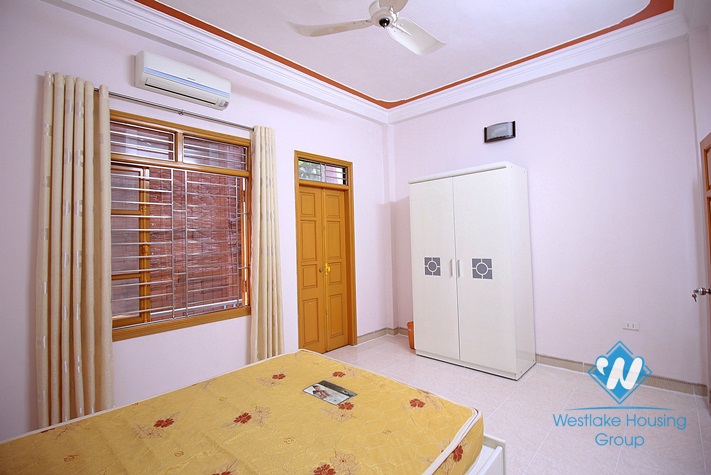Spacious 4 bedroom house for rent on Dang Thai Mai street, Tay Ho