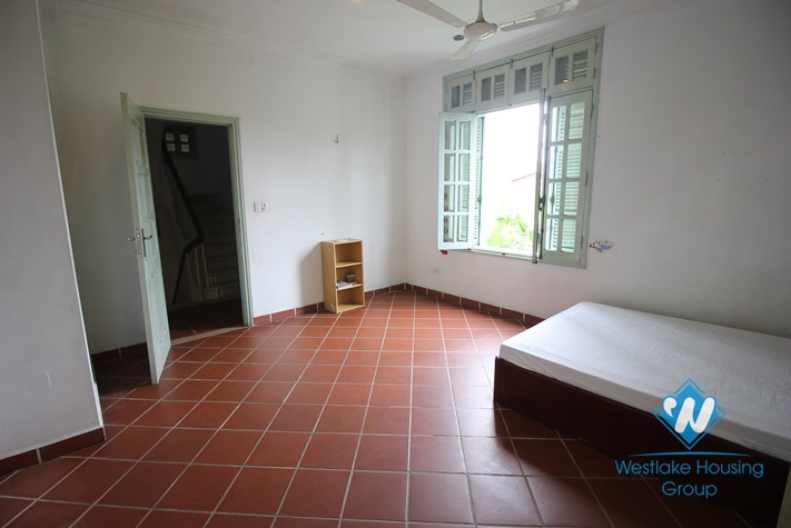 Quiet house for rent in Tay Ho, Hanoi 